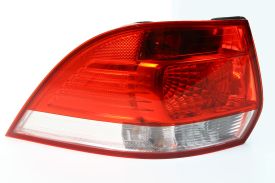 1K9945095D - Drivers (Left) Tail Light for VW Sportwagen